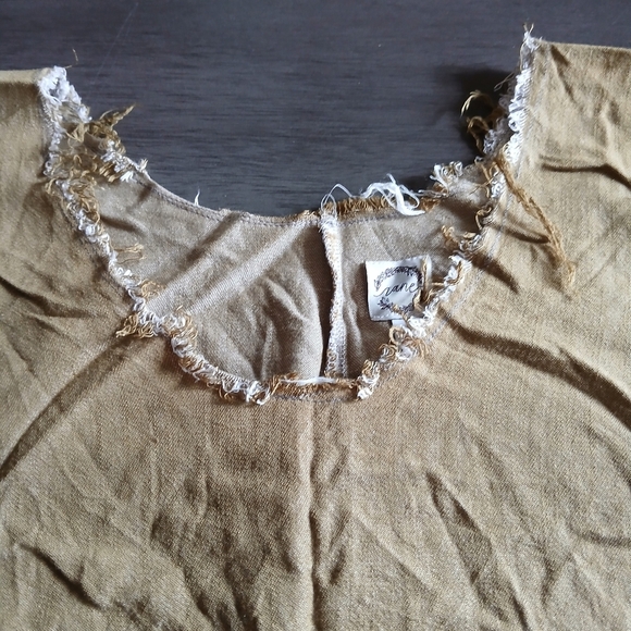 Rane Linen Blend Shirt Handmade Nwot SIZE M - Picture 2 of 4